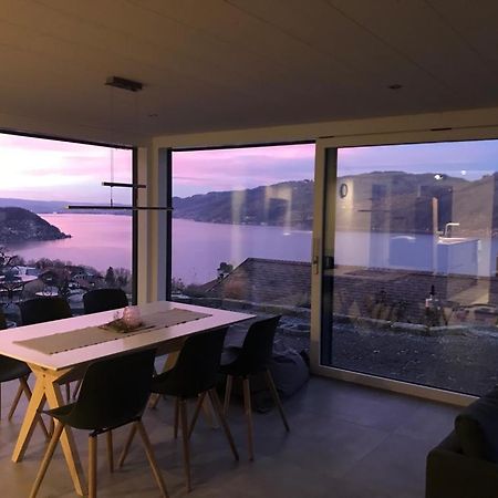 Moderne Unterkunft mit Panoramablick auf Thunersee Krattigen Exterior foto