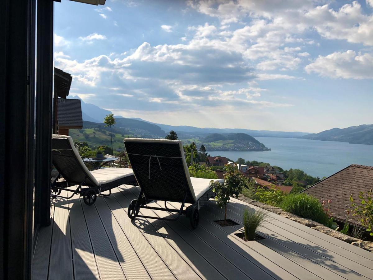 Moderne Unterkunft mit Panoramablick auf Thunersee Krattigen Exterior foto