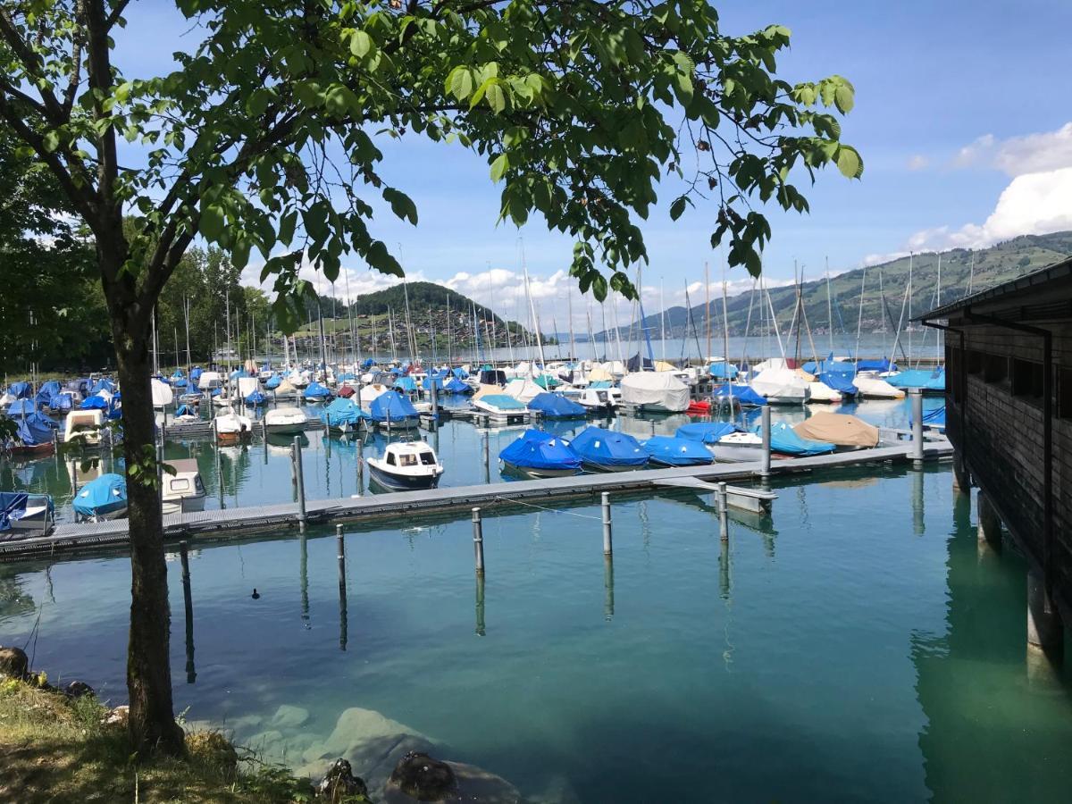 Moderne Unterkunft mit Panoramablick auf Thunersee Krattigen Exterior foto