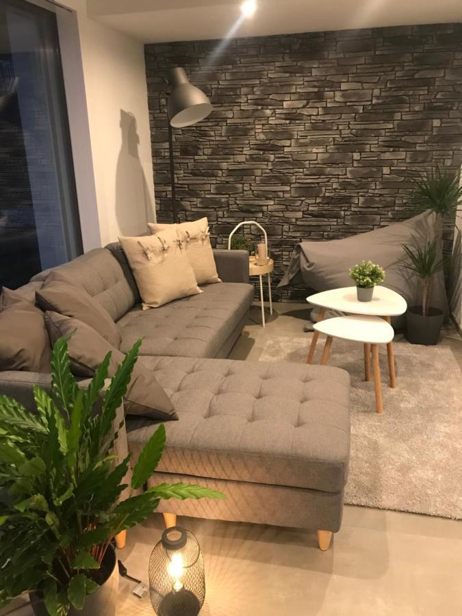 Moderne Unterkunft mit Panoramablick auf Thunersee Krattigen Exterior foto