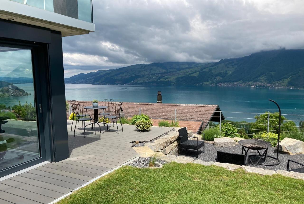 Moderne Unterkunft mit Panoramablick auf Thunersee Krattigen Exterior foto